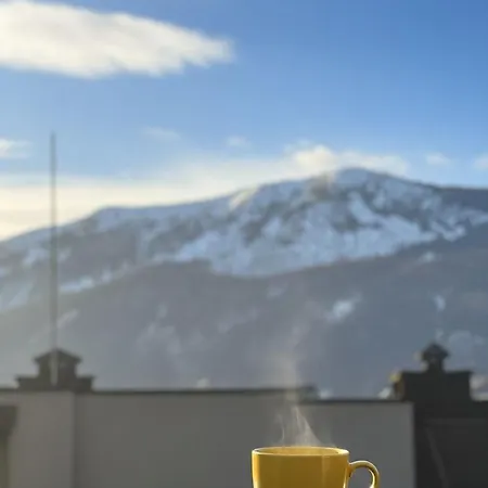 Cozy Apartment-welcome Coffee And Wine